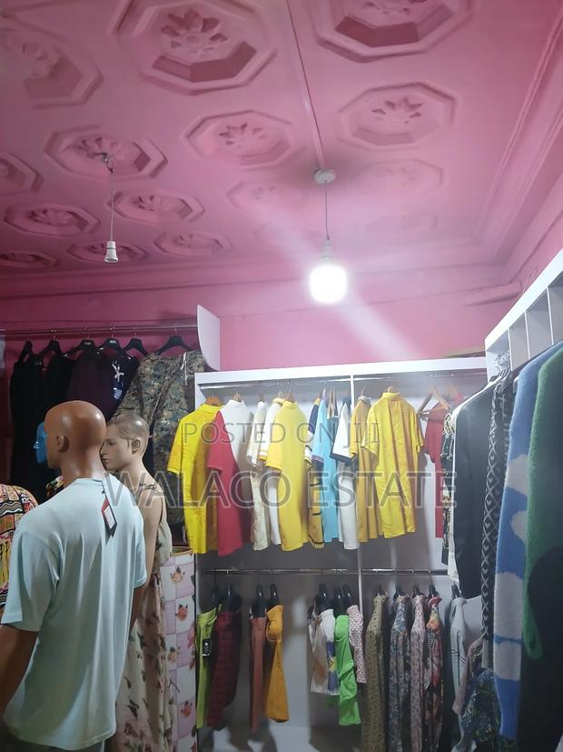 Shop at North Kaneshie for Rent · Photo 8