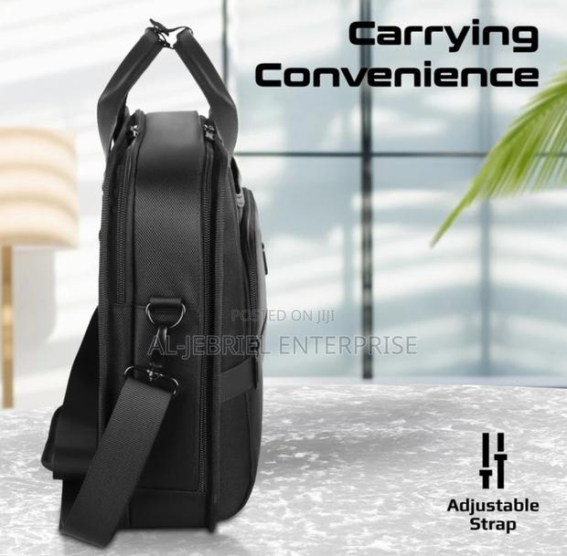 Professional Design Promate 15.6” 1680D Polyester Laptop Bag · Photo 1