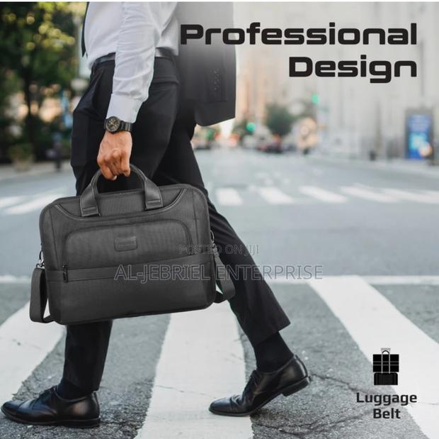 Professional Design Promate 15.6” 1680D Polyester Laptop Bag · Photo 3