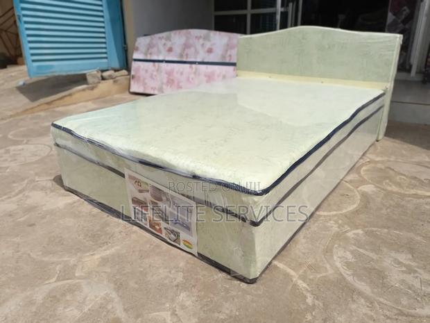 Luxurious Inbuilt Bed Queen Size · Photo 1