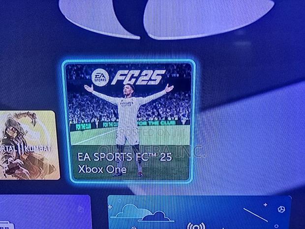 Xbox One With 10 Games Installed + 1 Pad · Photo 2