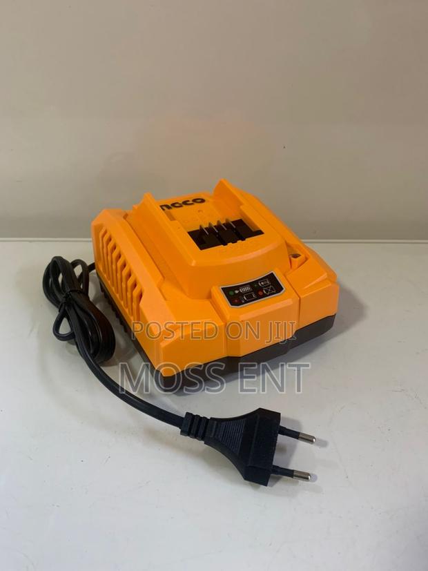 Ingco Fast Charger 20v - 4a Yellow - Fcli20411 · Photo 1