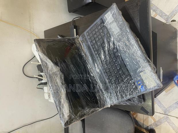 New Laptop Acer Aspire 5733 4GB Intel Core I3 HDD 250GB · Photo 3