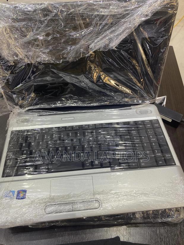 New Laptop Toshiba Satellite L500 4GB Intel Core 2 Duo HDD 500GB · Photo 1