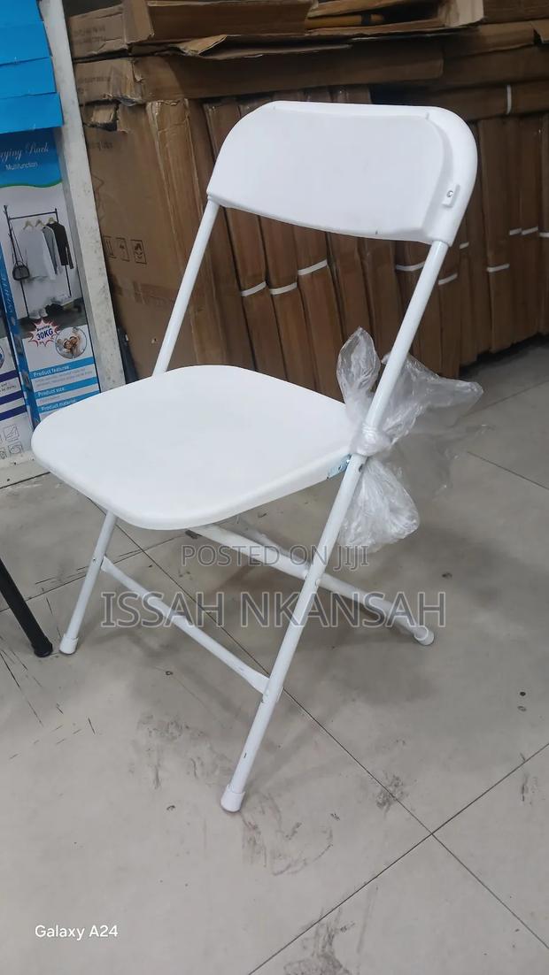 Event Plastic Chair · Photo 1