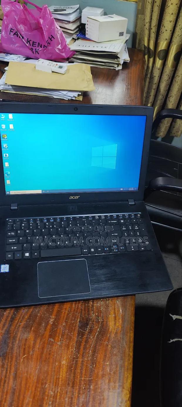 Laptop Acer Aspire E5-575g 8GB Intel Core I5 HDD 1T · Photo 1