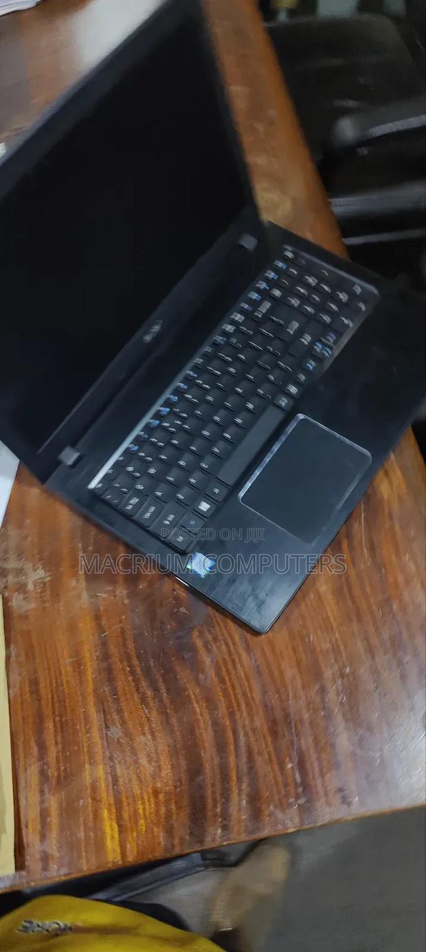 Laptop Acer Aspire E5-575g 8GB Intel Core I5 HDD 1T · Photo 4