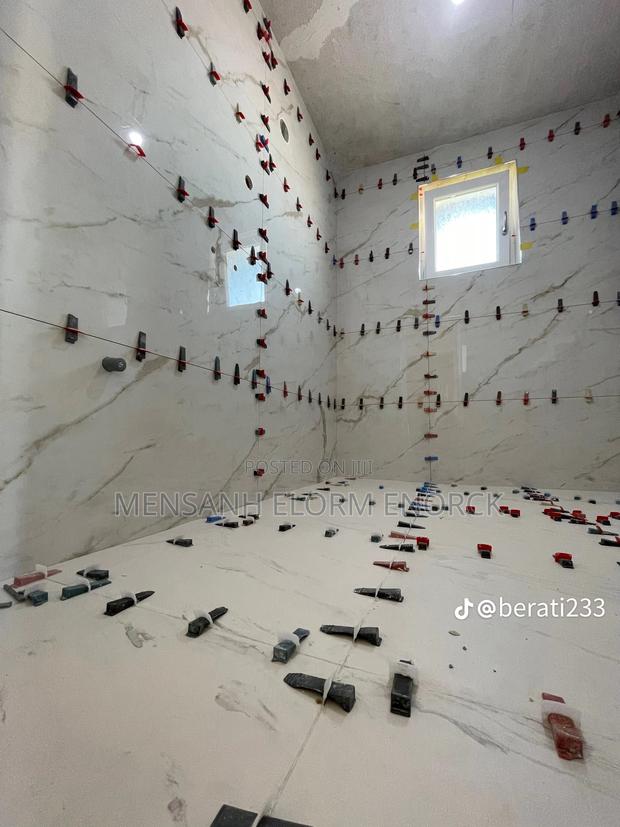 We Are a Good Company Construction Tiler Job . · Photo 4
