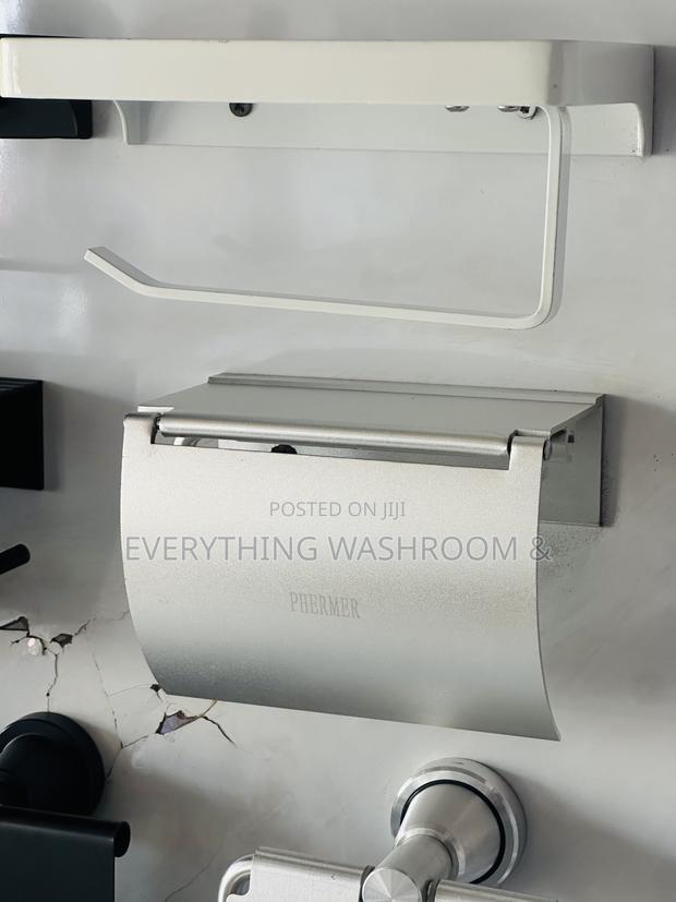 Toilet Roll Holder_phone Function T-Roll Holders · Photo 3