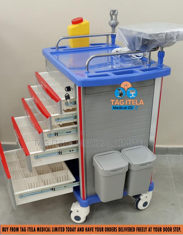 Emergency Medicine Trolley · Photo 1