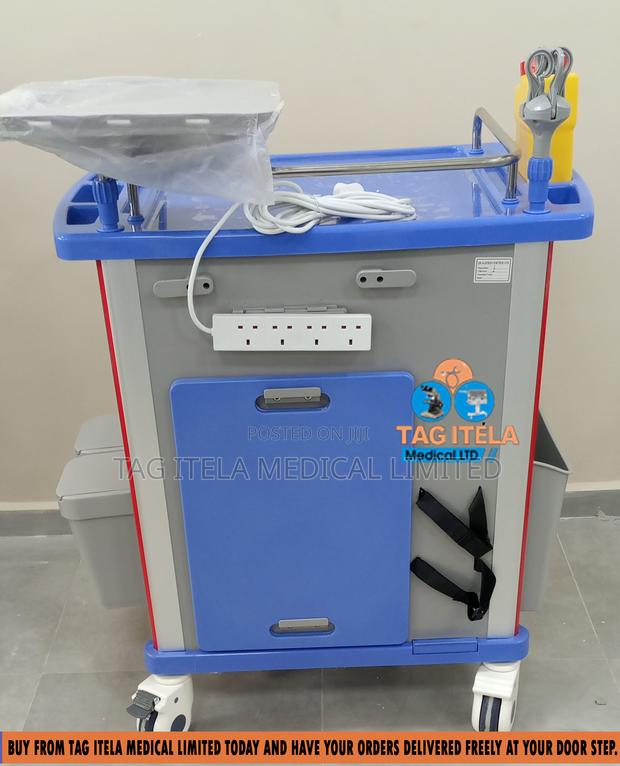 Emergency Medicine Trolley · Photo 3
