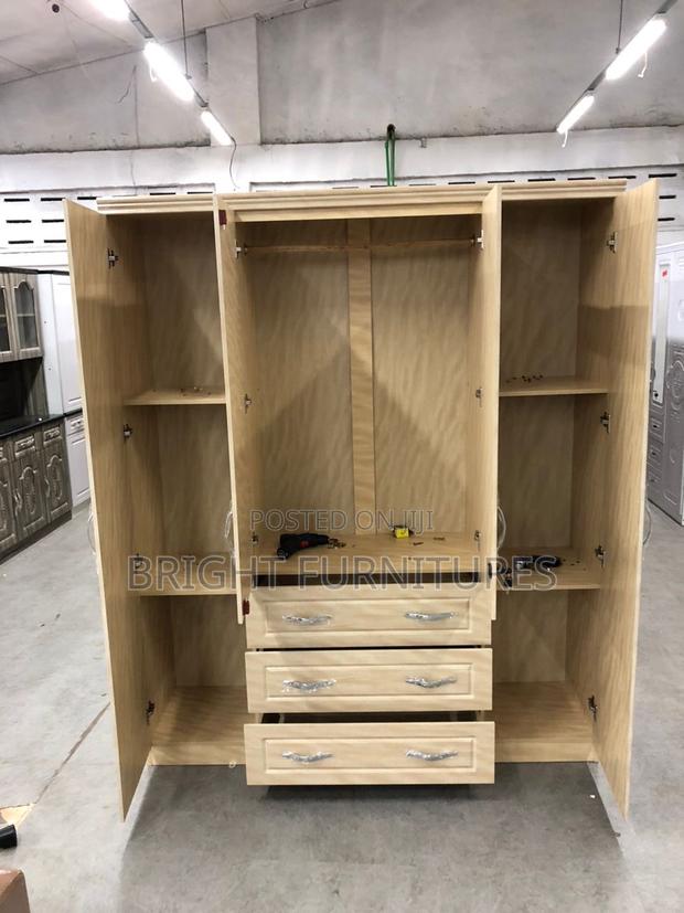 Four Door Wardrobe With Mirror and Drowners · Photo 2