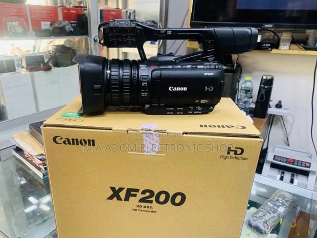 Affordable Canonxf200 High Definition Professional Camcorder · Photo 1