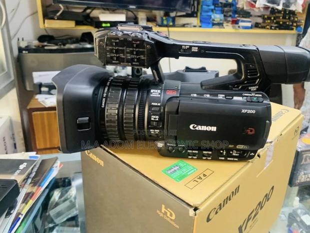 Canon XF200 High Definition Professional Camcorder(Black). · Photo 1