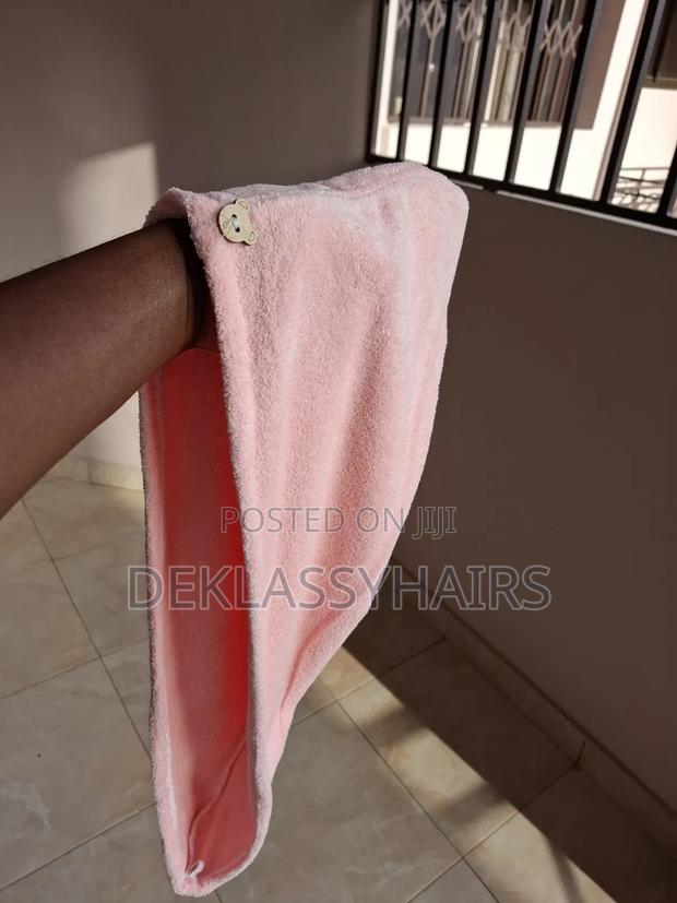 Micro Fiber Hair Towel · Photo 3