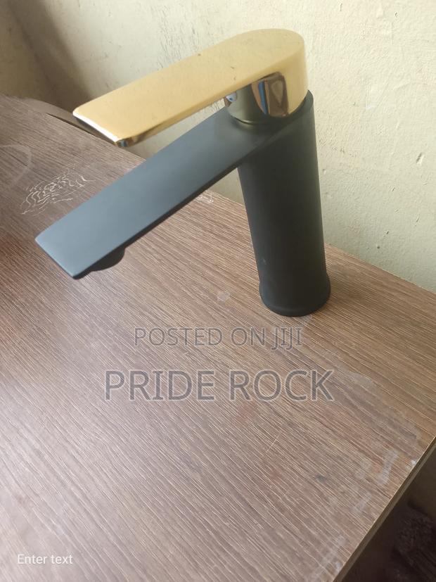 Black and Gold Mixture Tap,Hot and Cold Basin Tap,Faucet · Photo 2