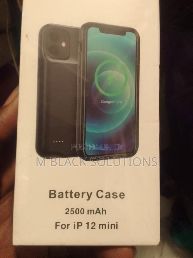 Battery Case 12 Mini Slim 2500mah · Photo 1