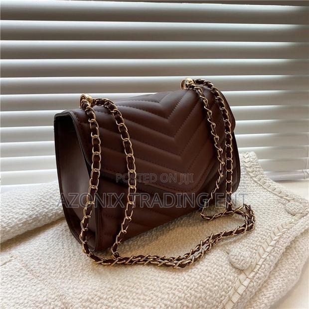 3d Texture Ladies Shoulder Bags · Photo 3