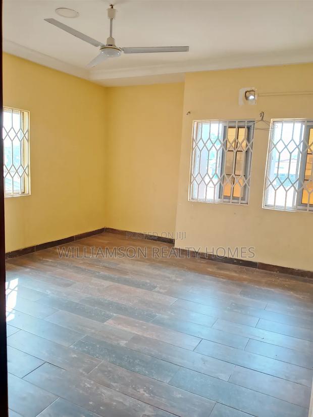 4bdrm House in Hfc Estate Area, Spintex for rent · Photo 7