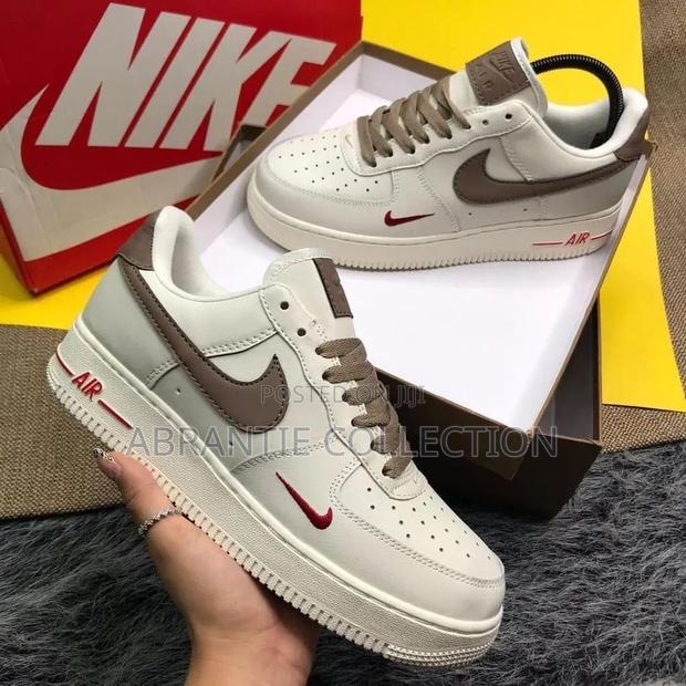 Original Nike Air Force Cream/Brown · Photo 1