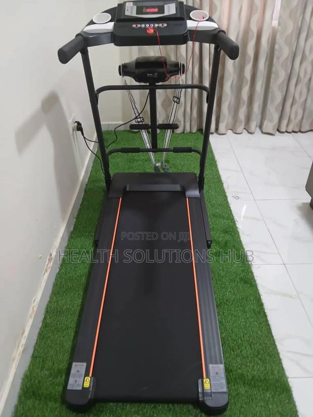 150 Kg Treadmill With Massager · Photo 3