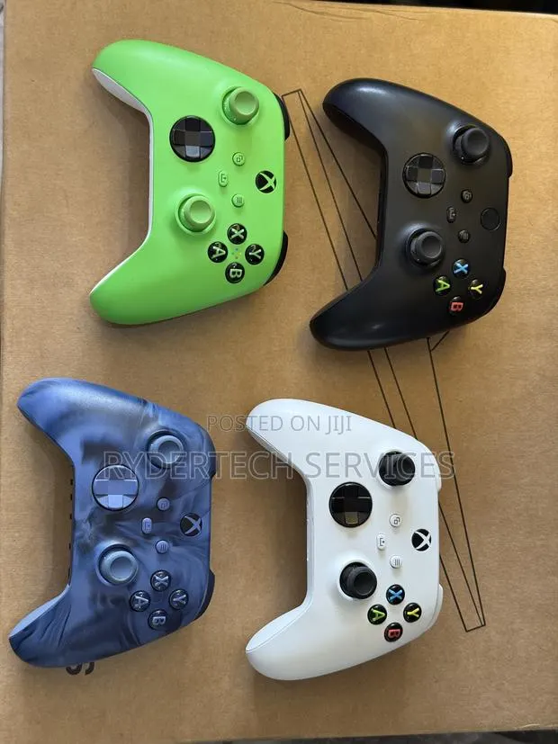 Xbox Series S Controller · Photo 1
