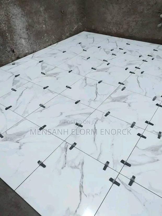 We Are A Good Company Tilling Work Wall And Floors. · Photo 1