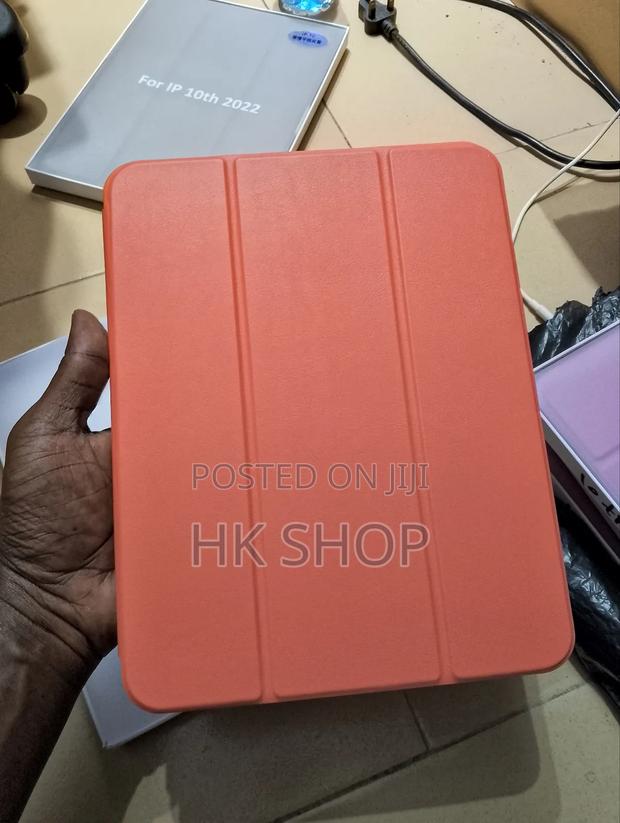 Orange iPad Case for iPad 10th Gen. 10.9" With Pen Space · Photo 1