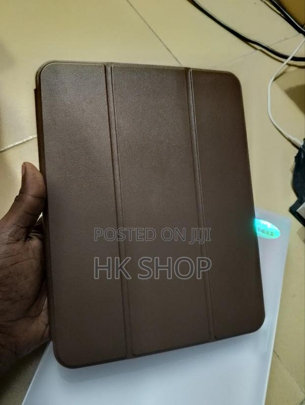 Coffee Brown Case for iPad 10th Gen. 10.9" With Pen Space · Photo 1