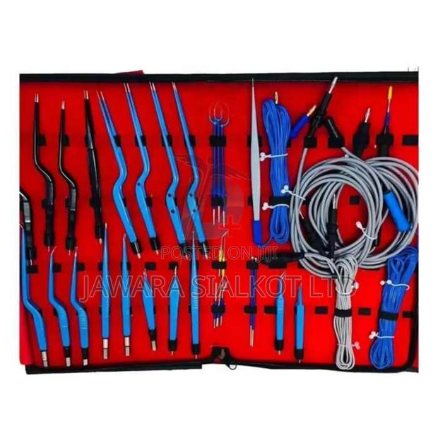 Bipolar Electromedical Forceps - For Laparoscopy · Photo 2