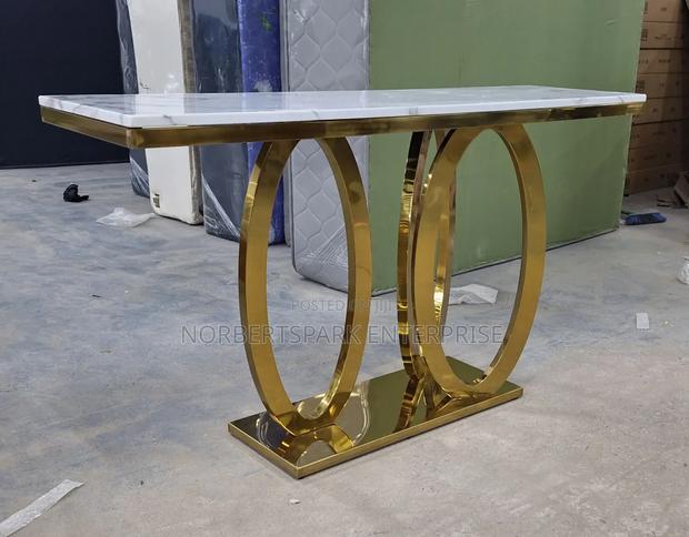Console Tsble(CT-) · Photo 1