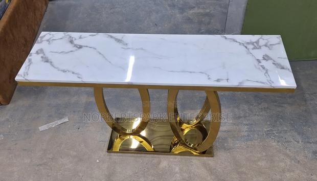 Console Tsble(CT-) · Photo 3