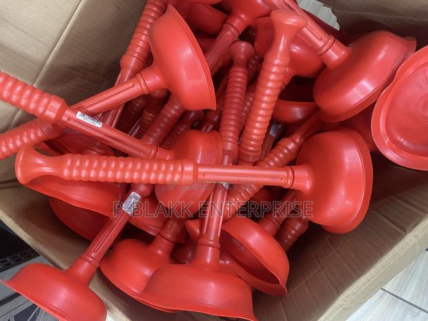Toilet Plunger/ Pump, Toilet Suction · Photo 1
