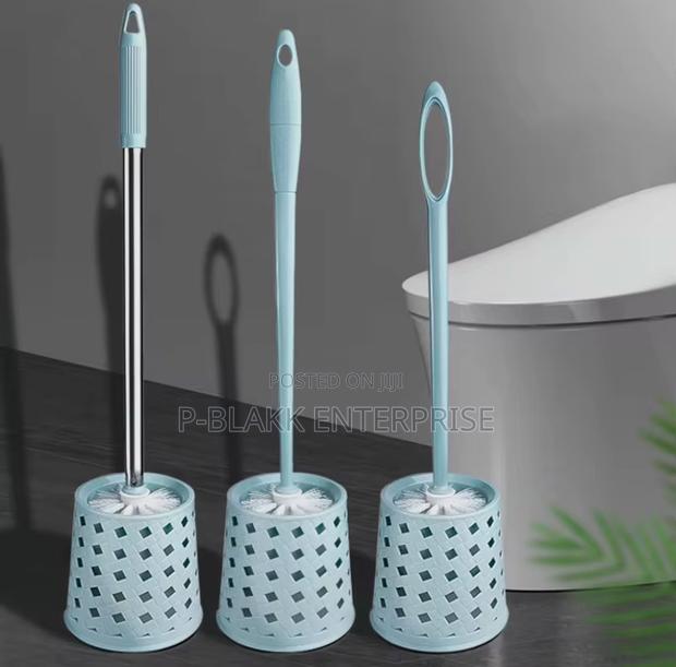 Toilet Brush · Photo 2