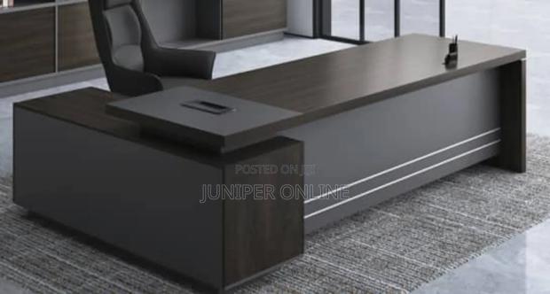 Office Desk / Table SDT · Photo 1