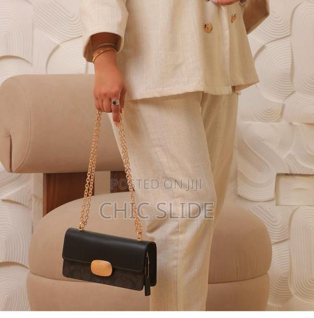 New Coach Bag Small · Photo 3