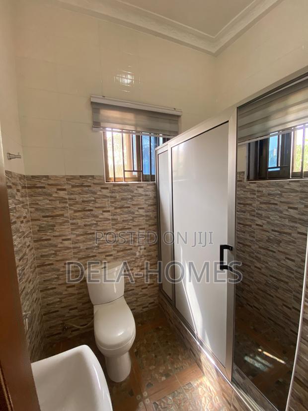 Chamber N Hall Sc for Rent at Ashaley-Botwe. · Photo 8