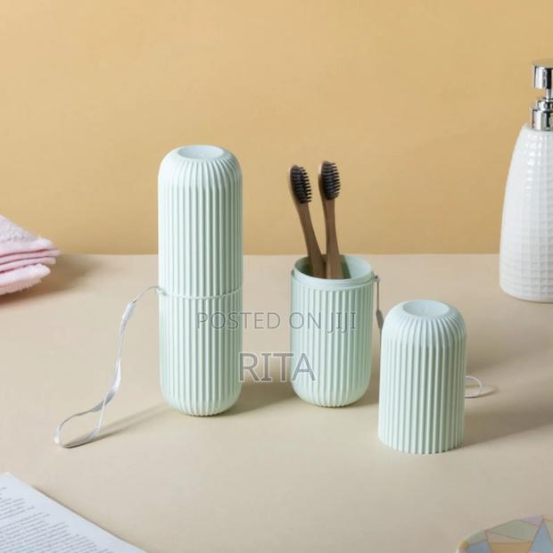 Tooth Brush And Cutlery Holder · Photo 2
