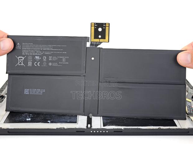 Original Surface Pro 5/Pro 6 Battery -1796 · Photo 1