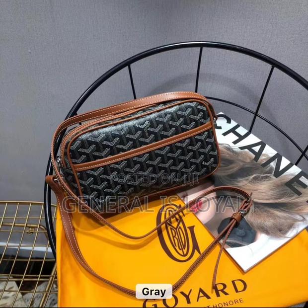 Fresh in Box Goyard Side/Crossbody Bag · Photo 3