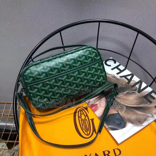 Fresh in Box Goyard Side/Crossbody Bag · Photo 2