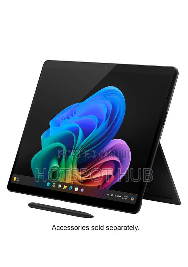 New Microsoft Surface Pro 11th Edition, a Copilot+ PC 16GB SSD 512GB · Photo 2