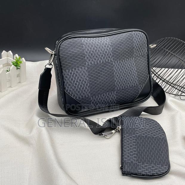 Gucci Side Bag/ Sling, Crossbody · Photo 5