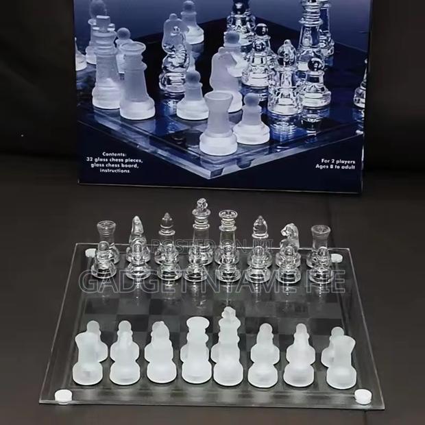 Glass Chess (19 Cm) · Photo 1