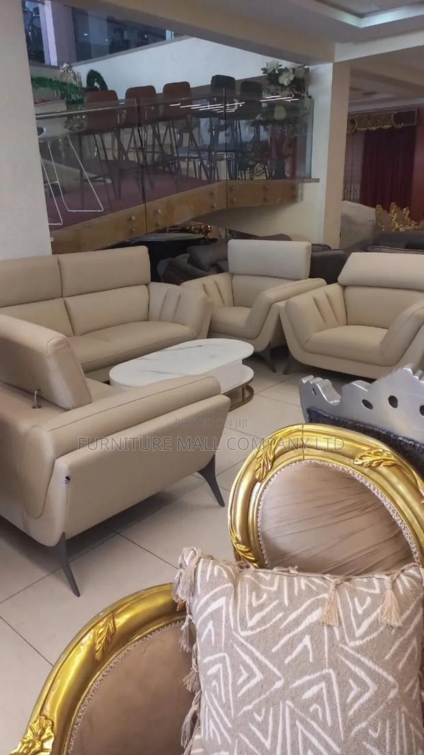 Elegant Luxury Set Available as Seen . Free Delivery · Photo 1