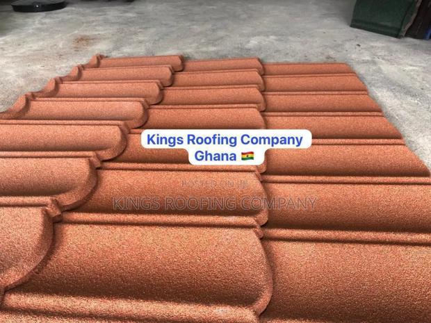 Bond Tiles in Ghana · Photo 2