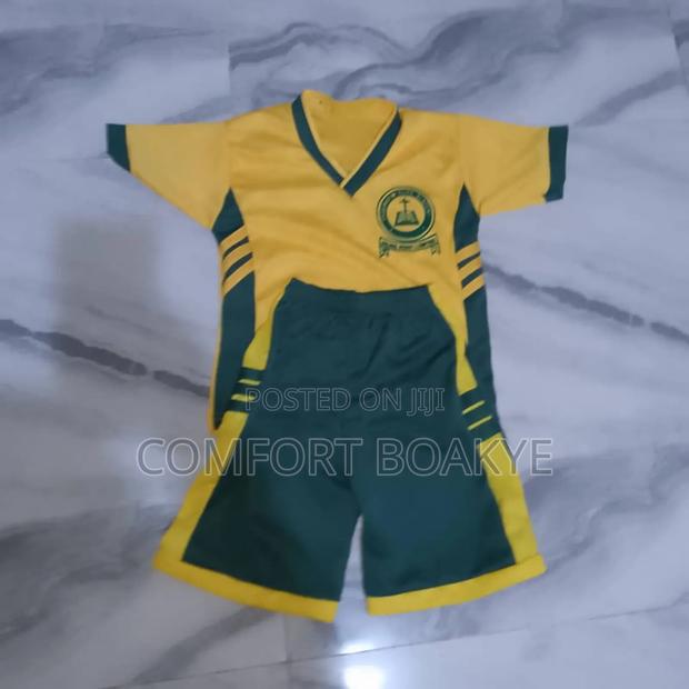 School Pe Kits · Photo 1