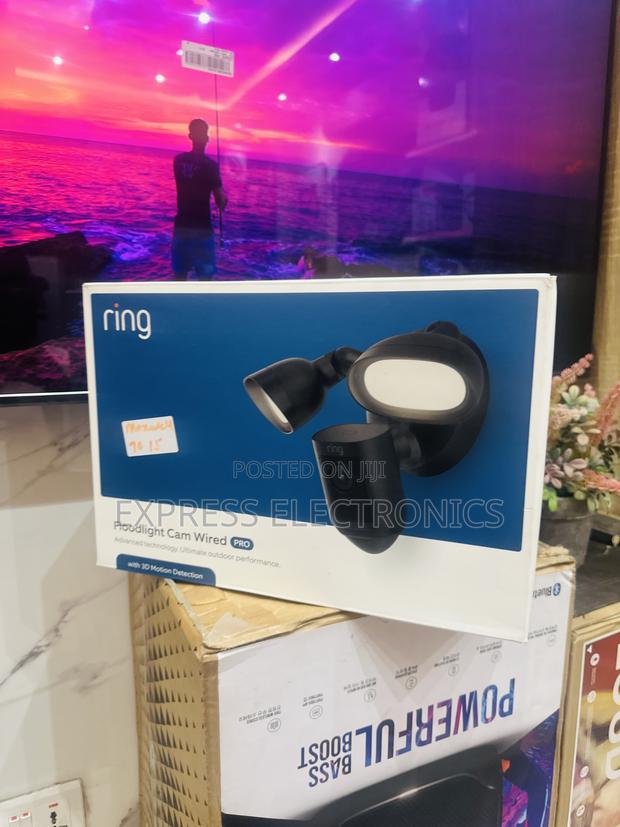 Lovely New Floodlight Cam Wired Pro · Photo 1