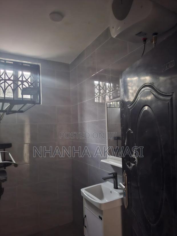 2bdrm Apartment in Klagon, Tema Metropolitan for rent · Photo 6