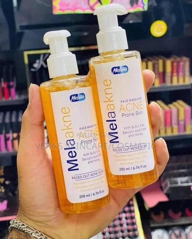 Melaakne Acne Face Cleanser · Photo 1